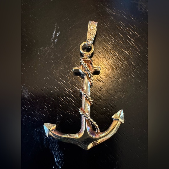 10k real gold 1 1/2 inch Gold Anchor Pendant Necklace